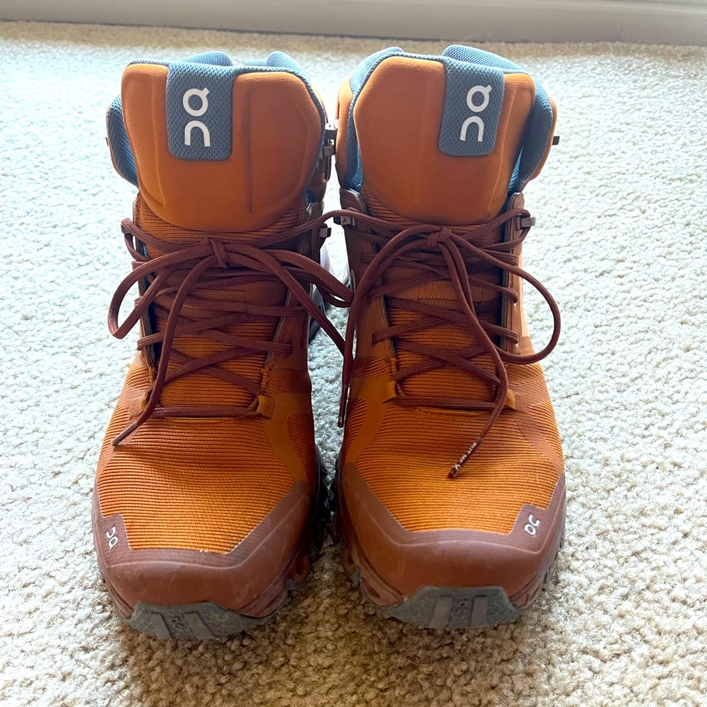 On cloud waterproof hiking boots up for grabs!